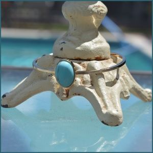 Jewelry - Trending Blue Oval Shape Bracelet Jewelry - Trending Blue Oval Shape Bracelet